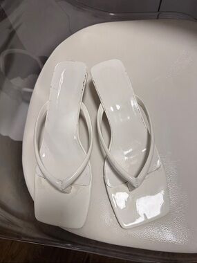 White Patent leather flip flop kitten heels